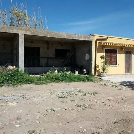 Casa Cambedda Country house *